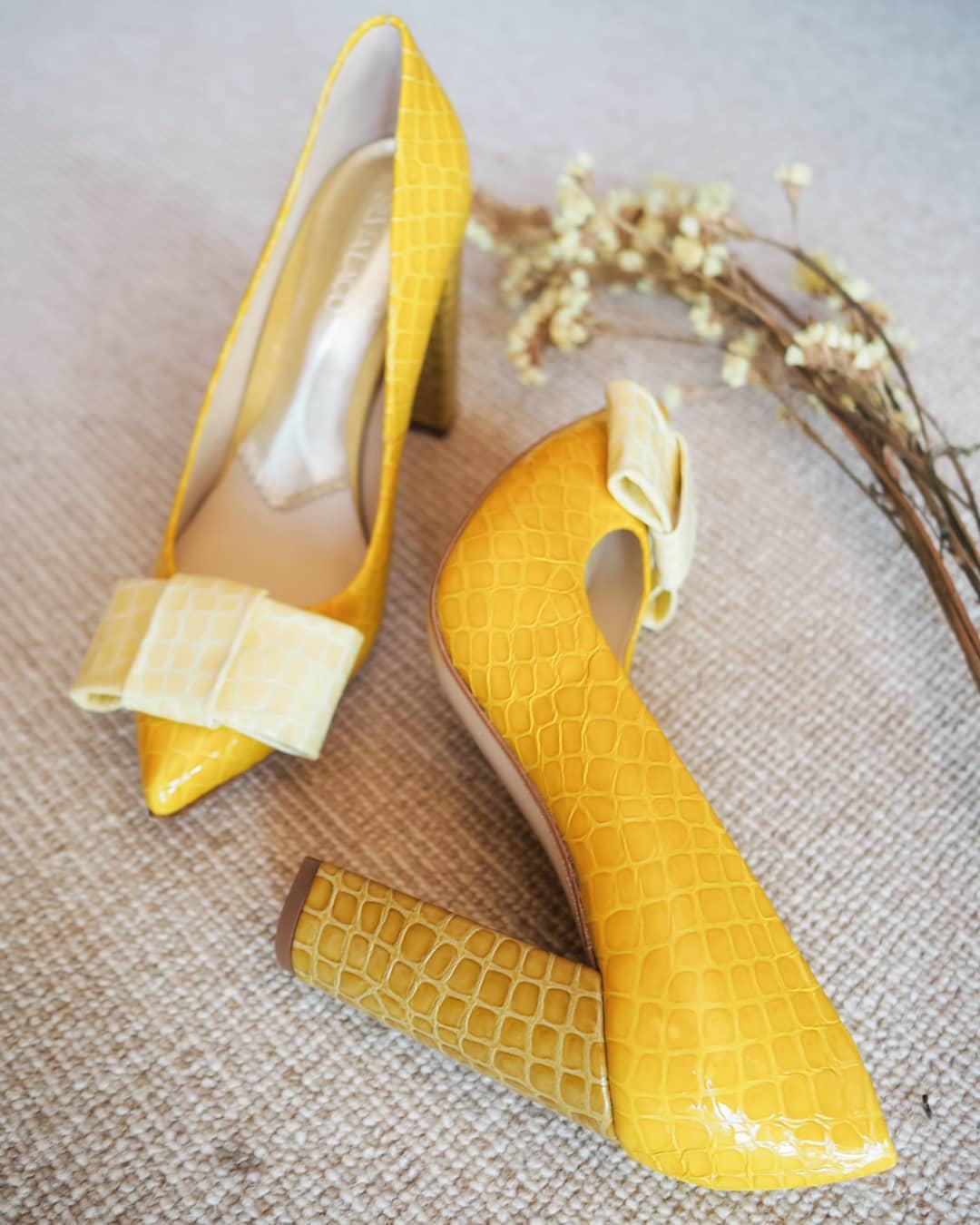 Paula pumps 100mm mustard croc patent