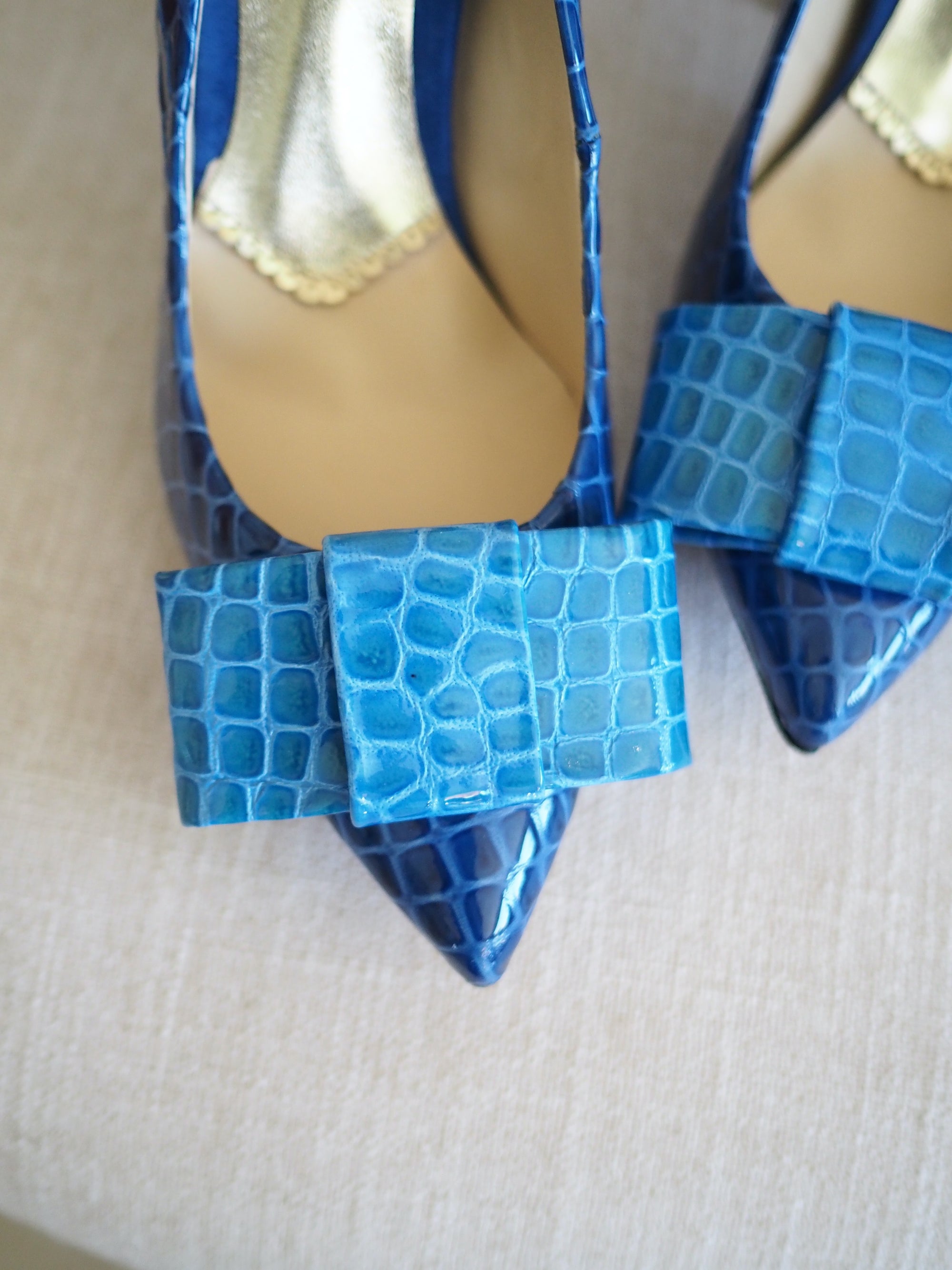 Paula pumps 100mm indigo croc patent