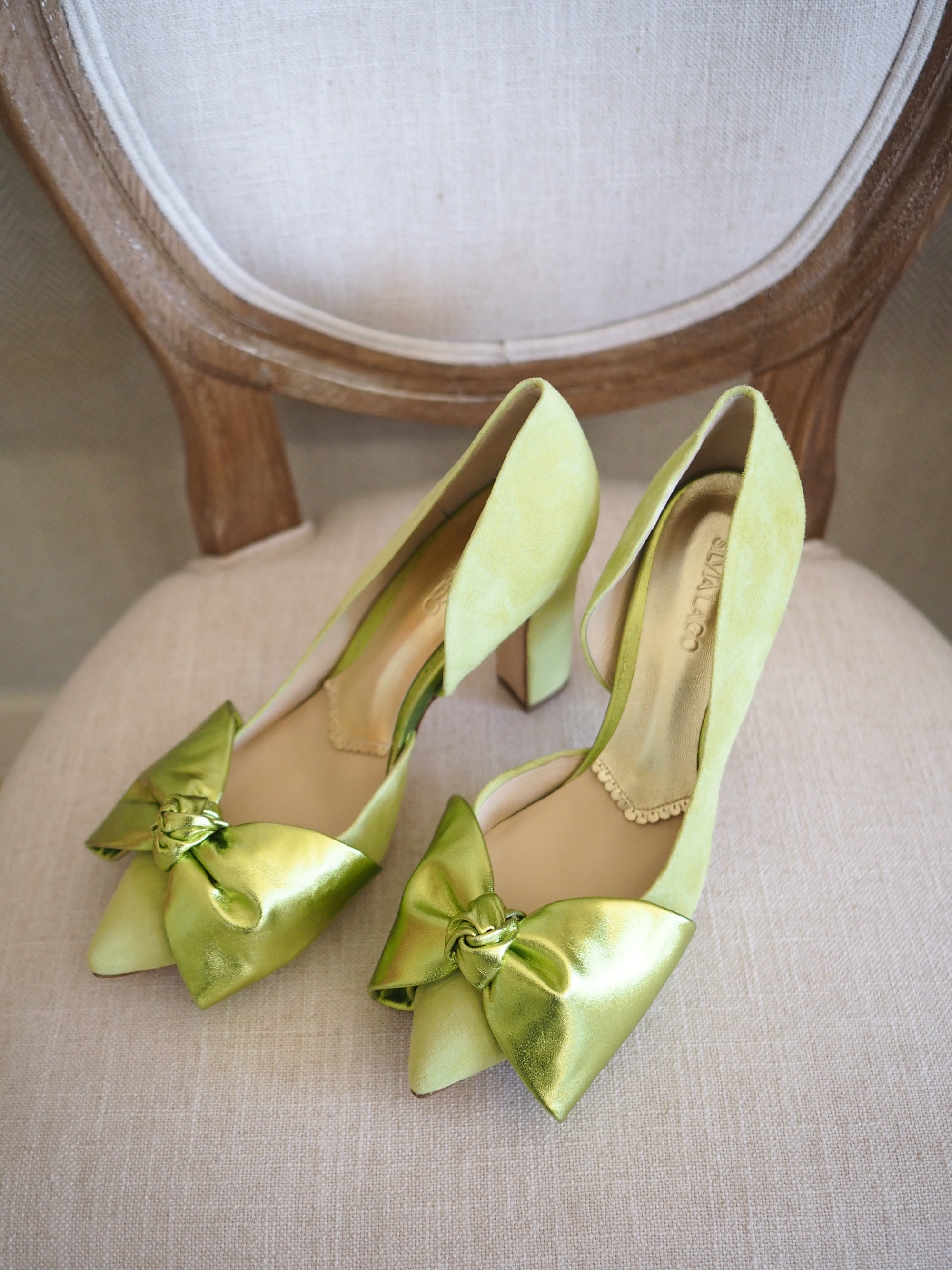 Valentina pumps 100mm pistachio suede