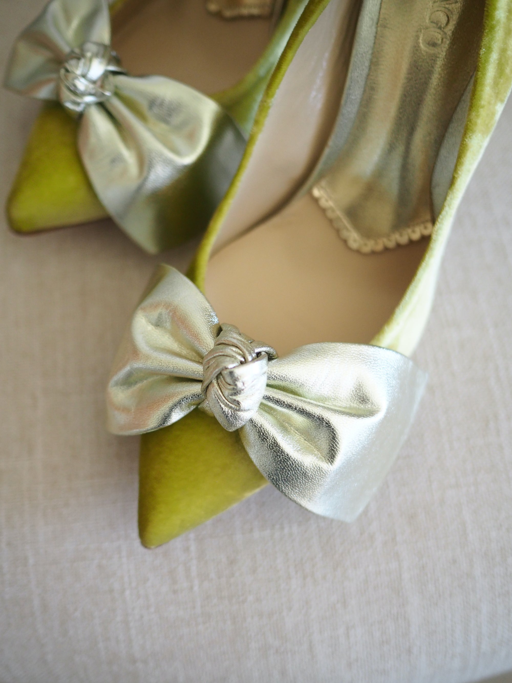 Violeta pumps 100mm lime velvet