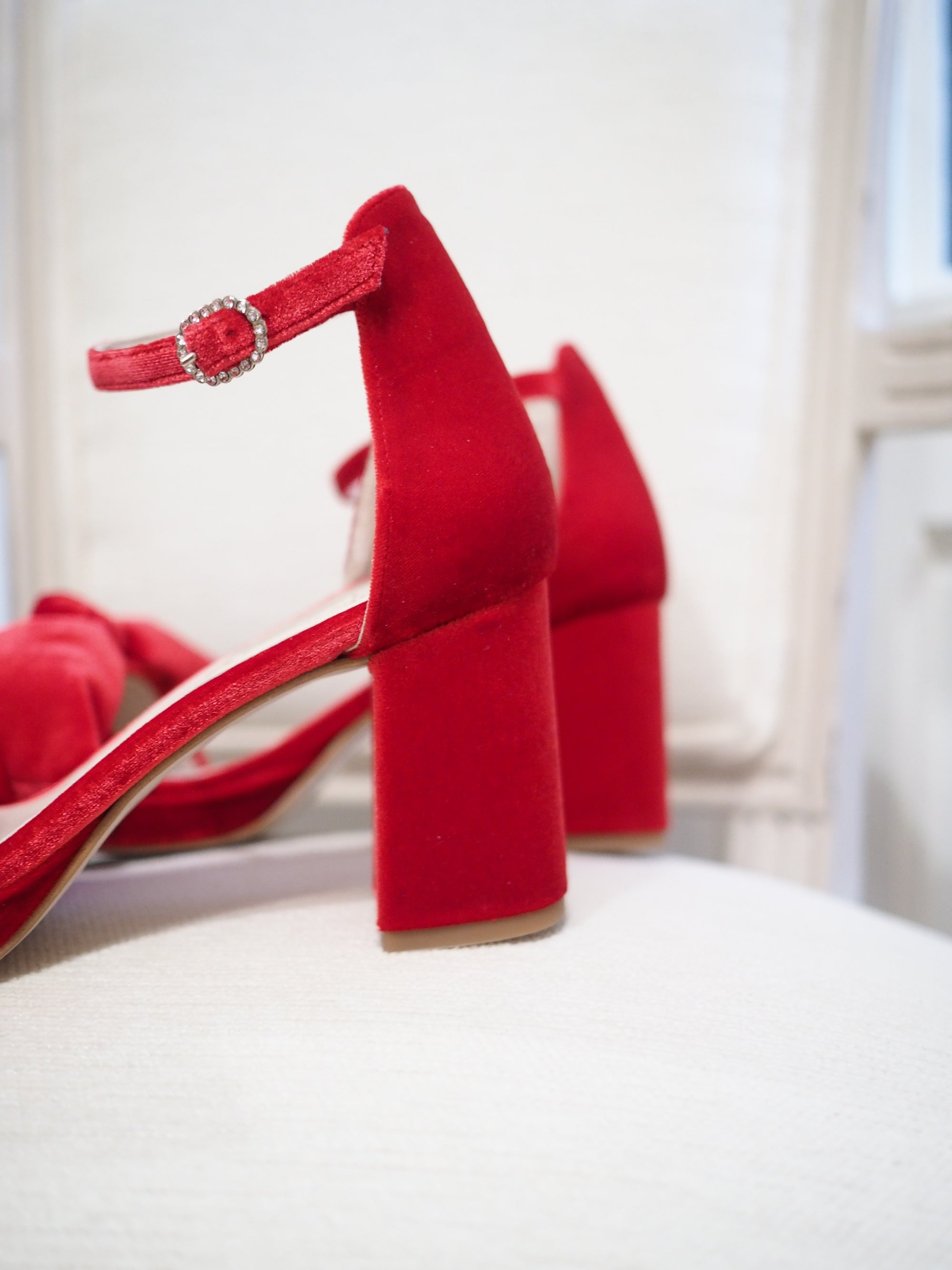 Lady Allet sandals 70mm plateau red velvet - The Archive