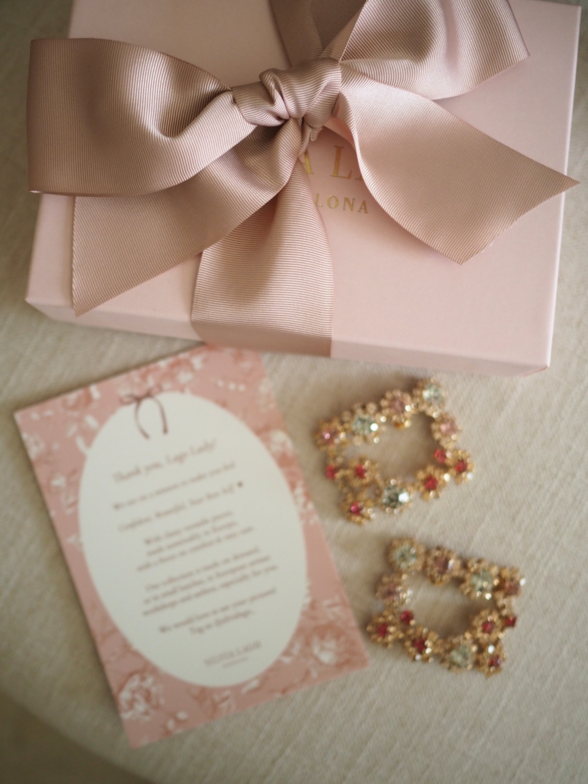 Amelie shoe clips peach