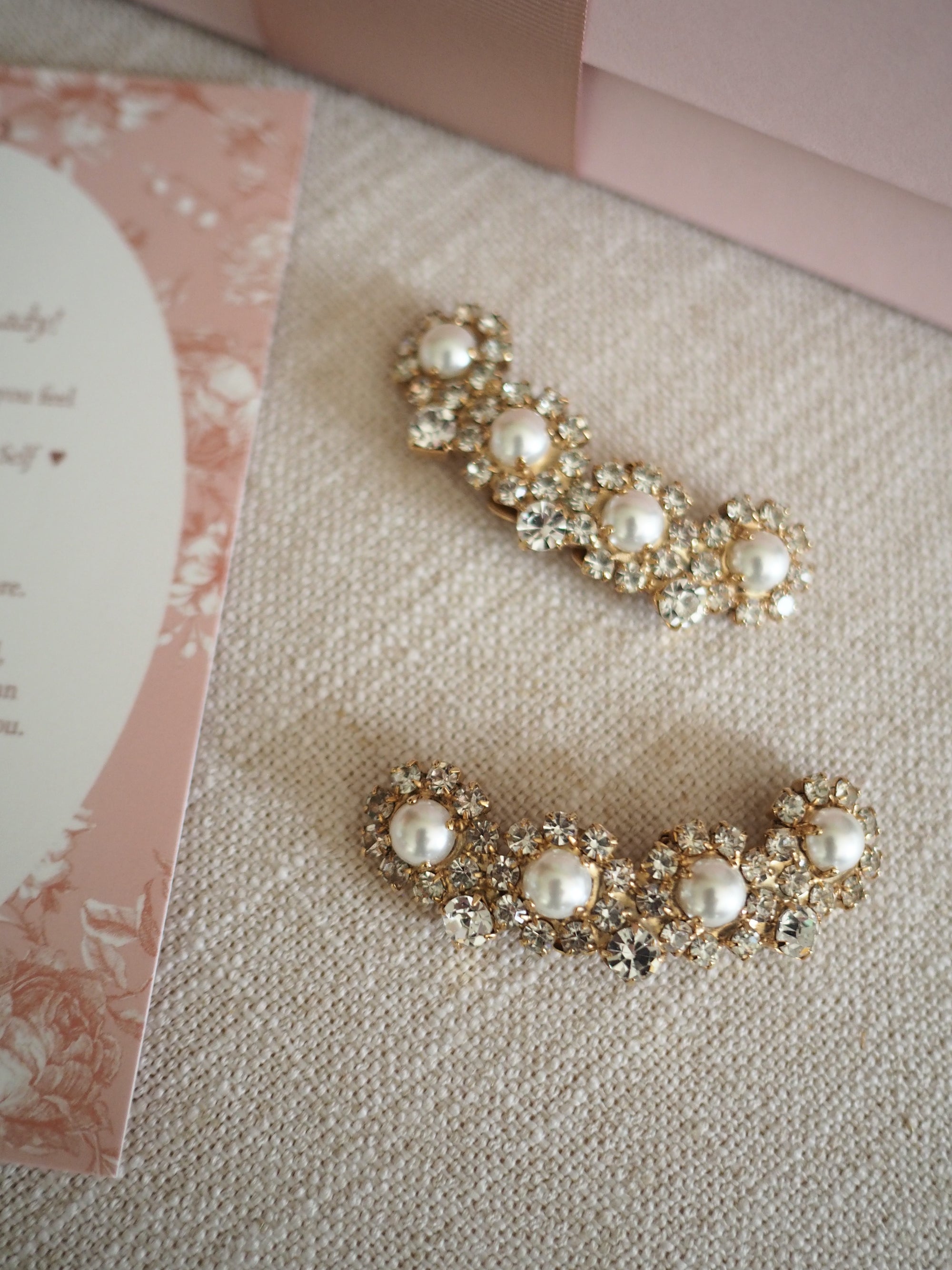 Ava shoe clips pearl