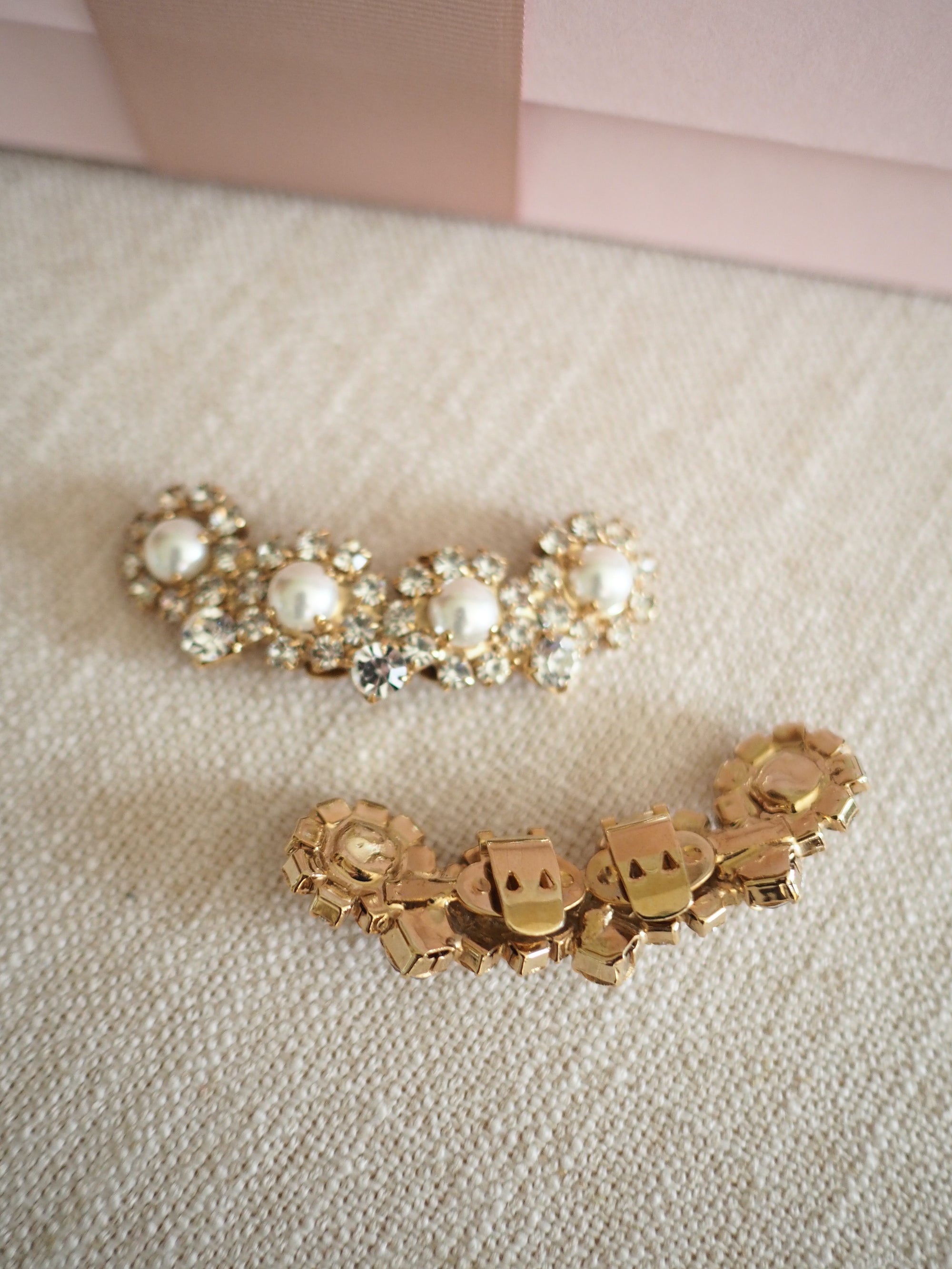 Ava shoe clips pearl