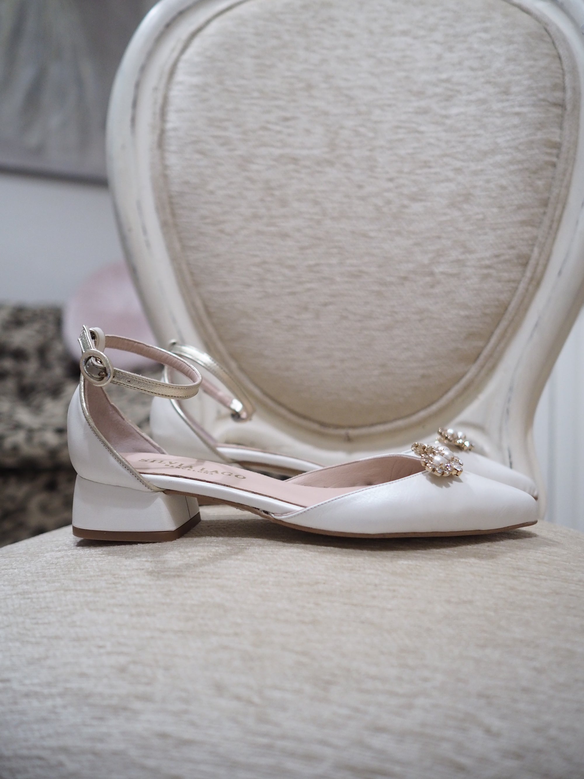 Flavia pumps 25mm ivory pearl leather - size 37 private sale