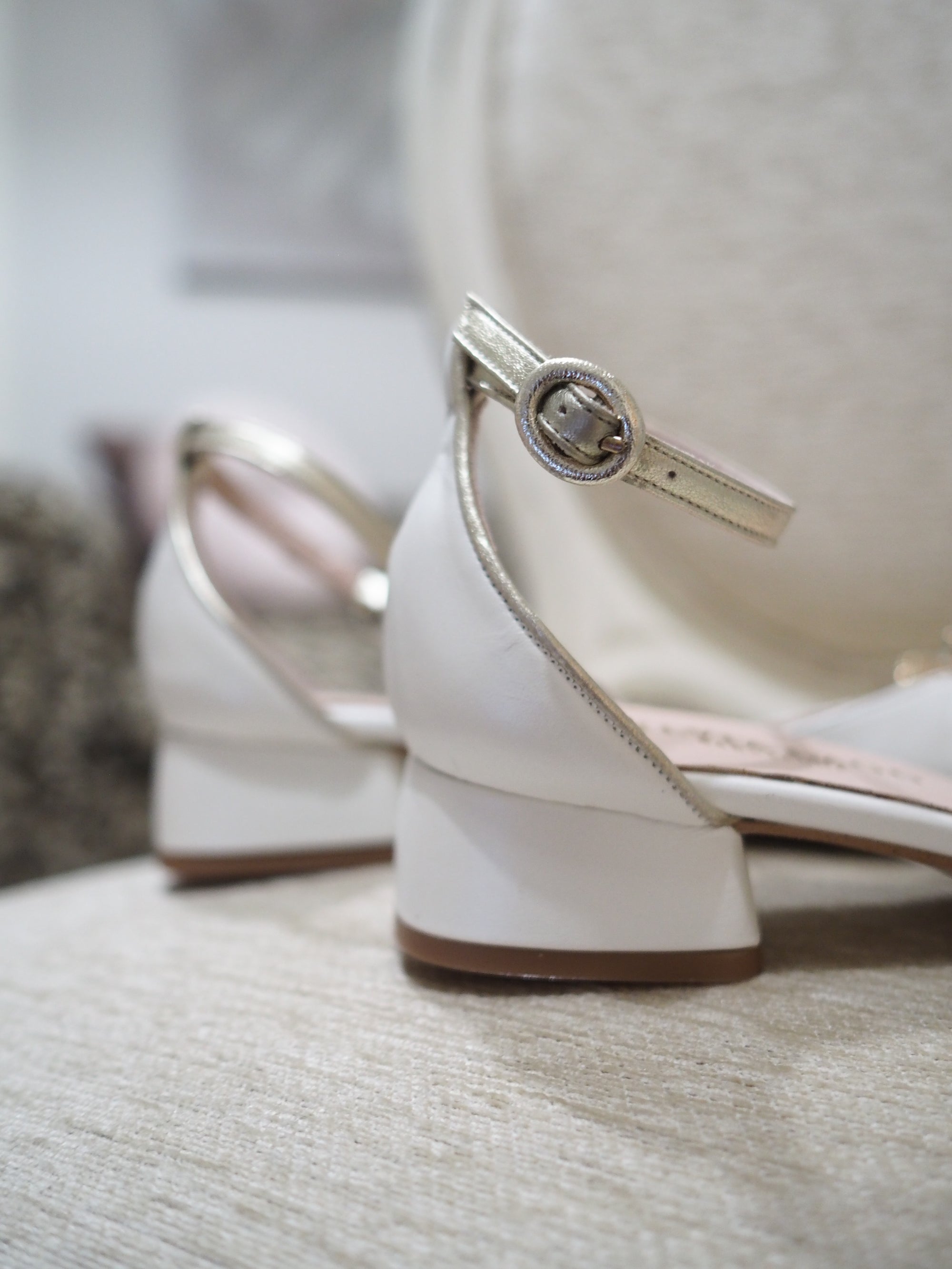 Flavia pumps 25mm ivory pearl leather - size 37 private sale