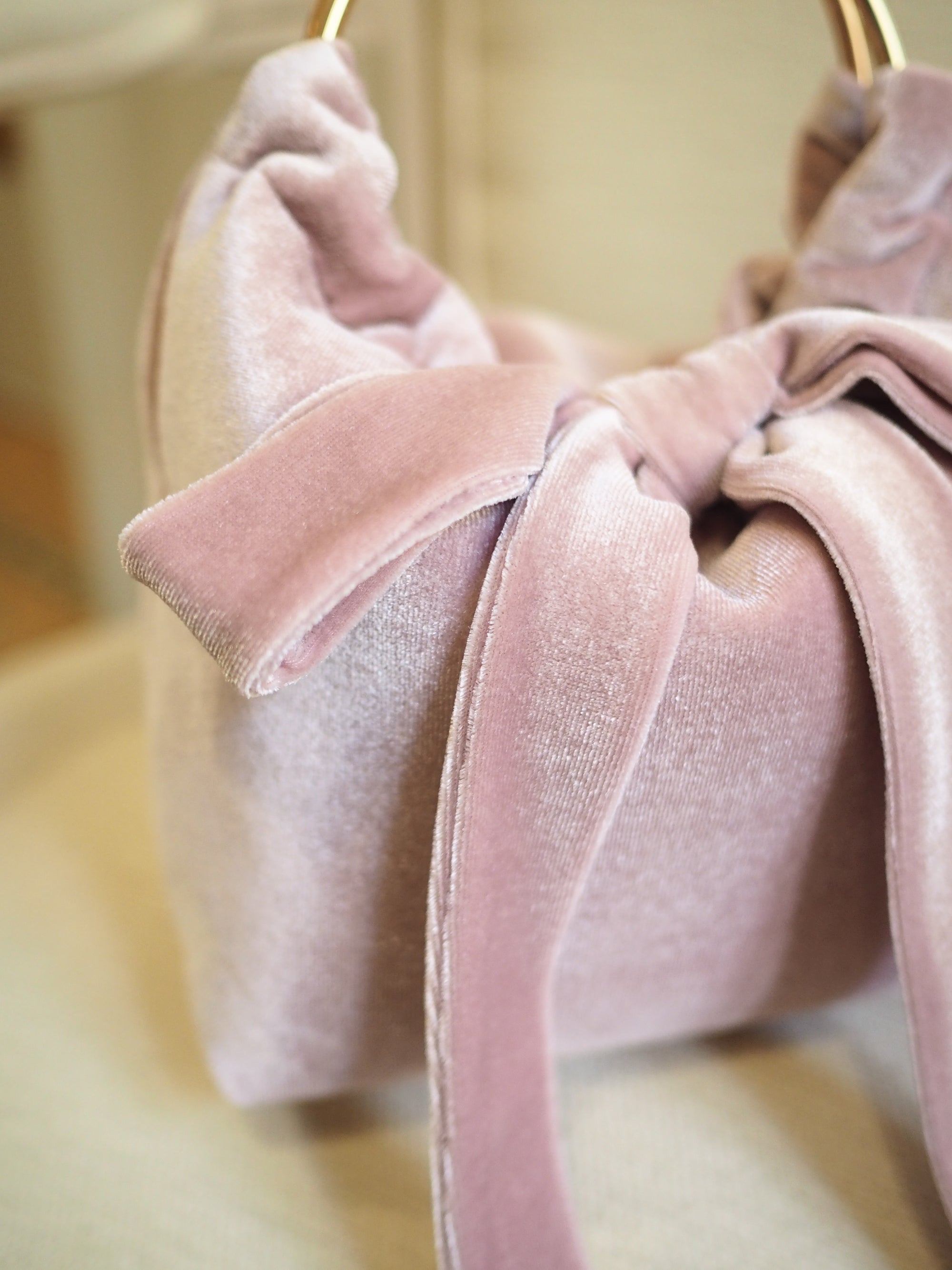 Lady Martha handbag blush velvet