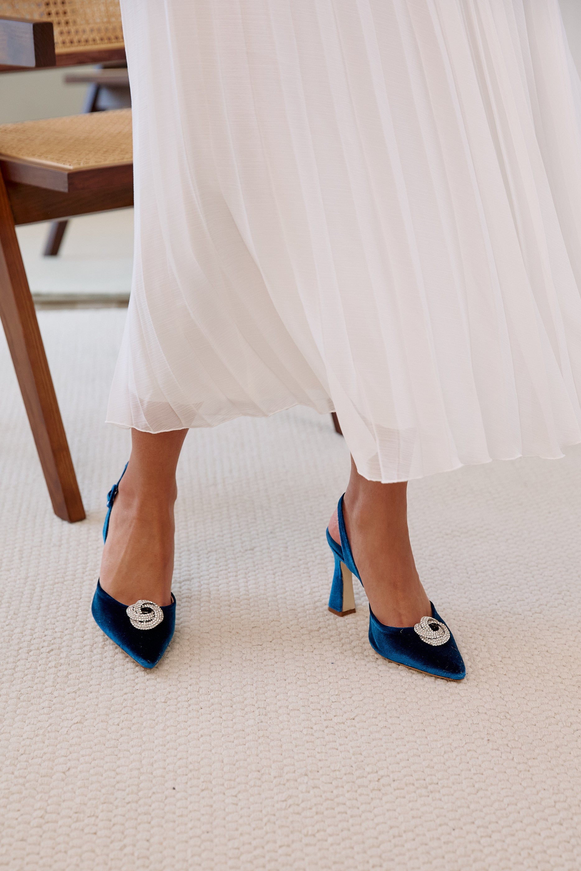 Lady Clementine pumps 85mm azure velvet