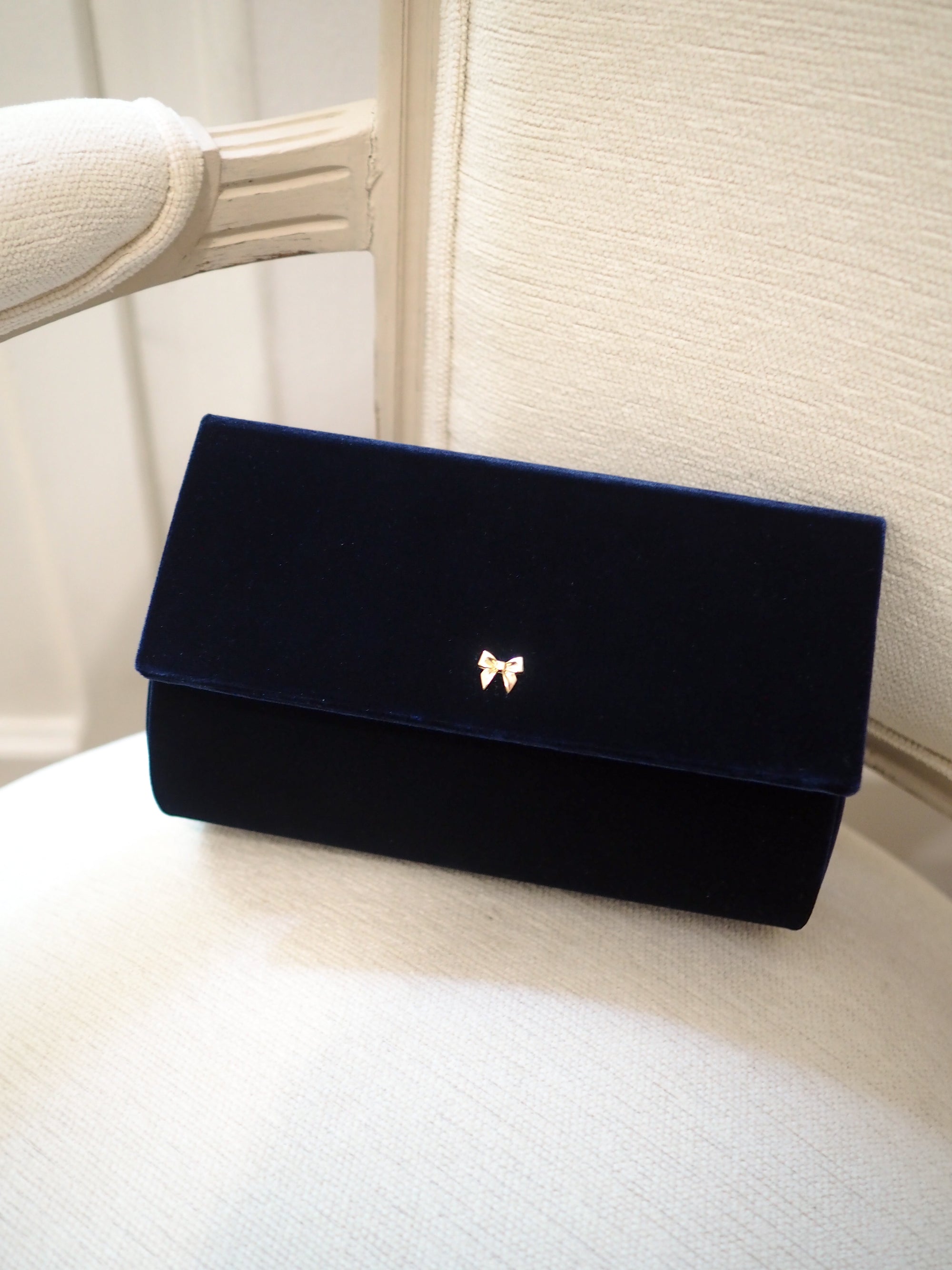 Lady Erin handbag navy velvet