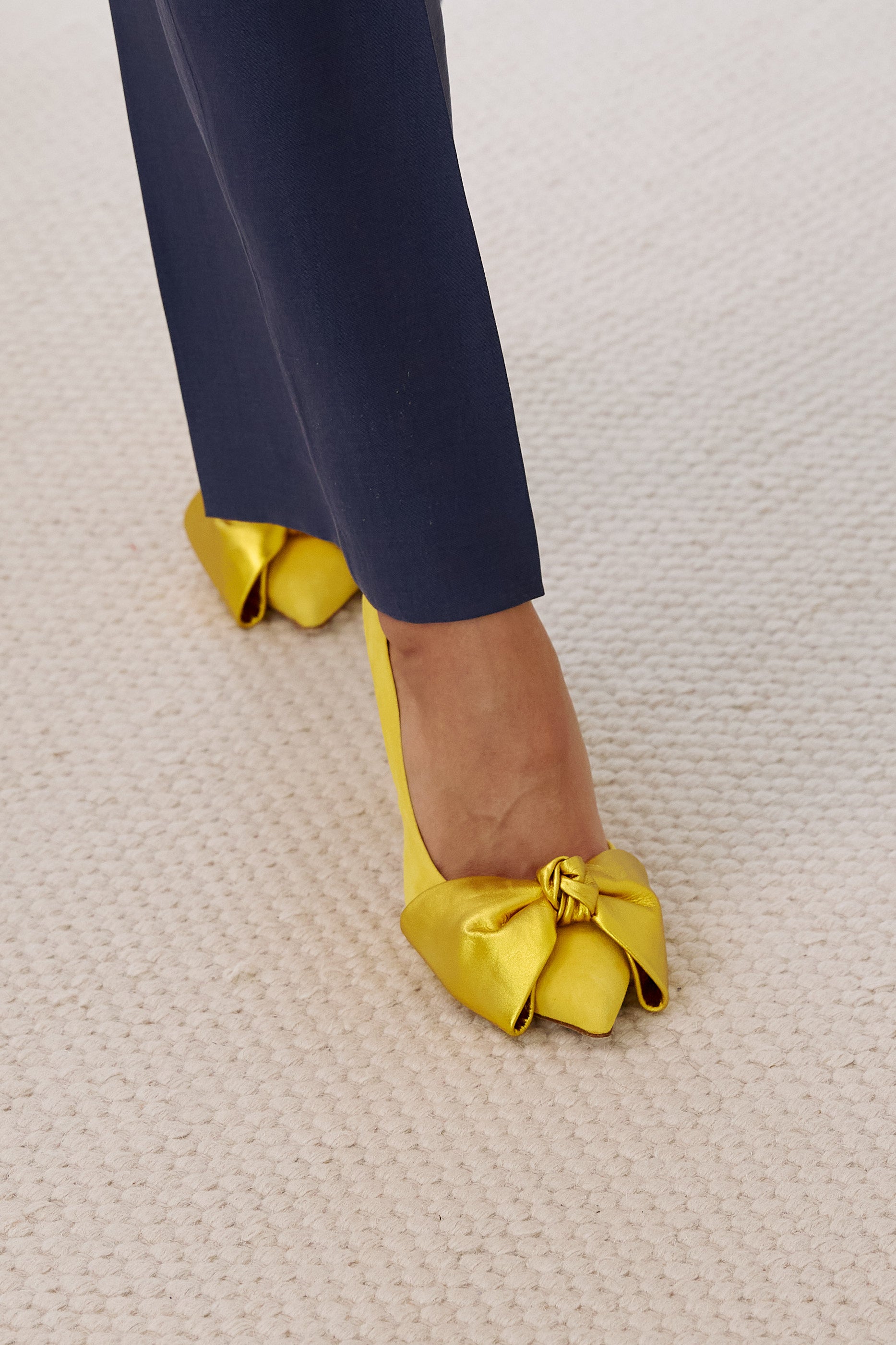Lady Valentina pumps 100mm yellow suede